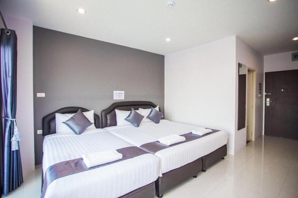 The Bed Hotel Phitsanulok Exteriör bild